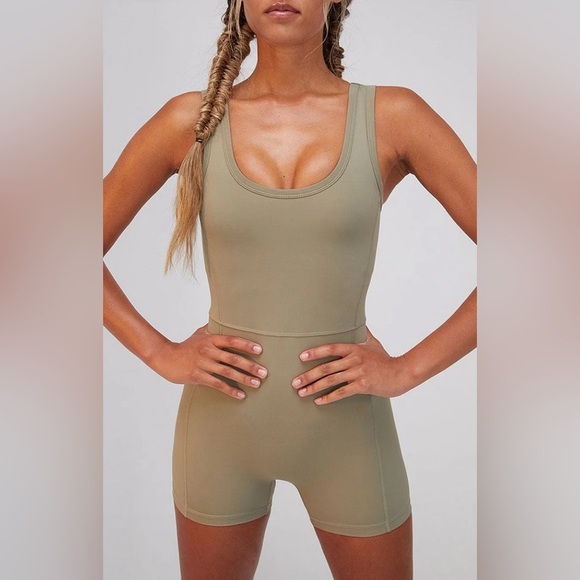 PAC 1980 PAC WHISPER Active Thick Strap Speedwalker Short Onesie. Olive - Picture 1 of 6